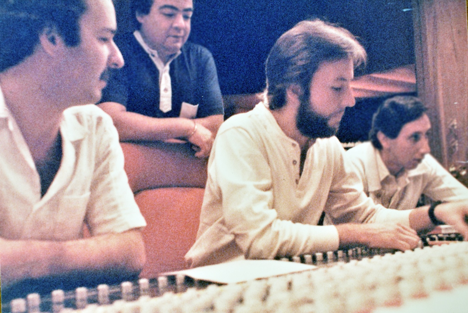 Luis Güicho Gil at the console
